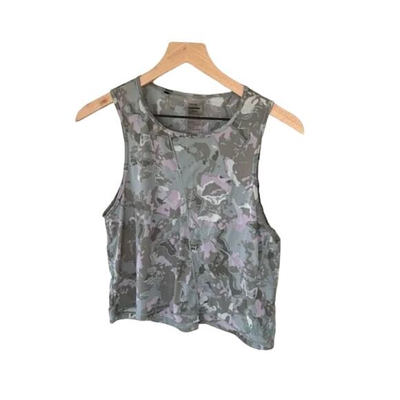 Gymshark Camo Print Active Tank Top - Picture 7 of 9